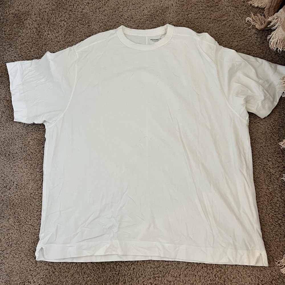 Abercrombie & Fitch White Short Sleeve Tee